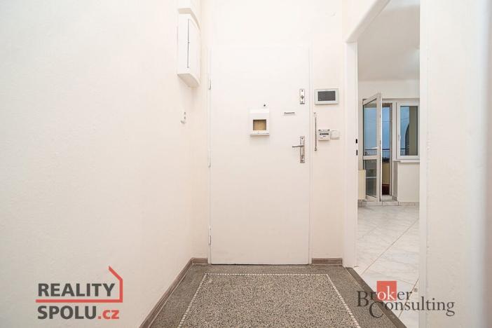 Pronájem bytu 1+1, Praha - Nusle, Družstevní ochoz, 40 m2