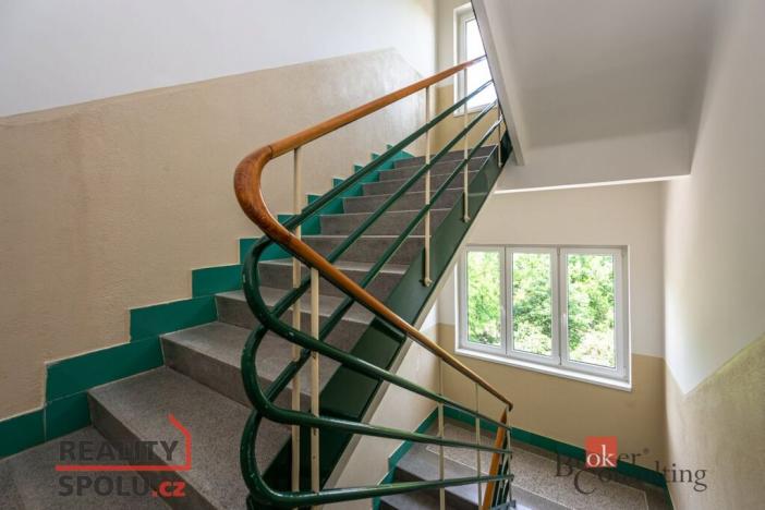 Pronájem bytu 1+1, Praha - Nusle, Družstevní ochoz, 40 m2