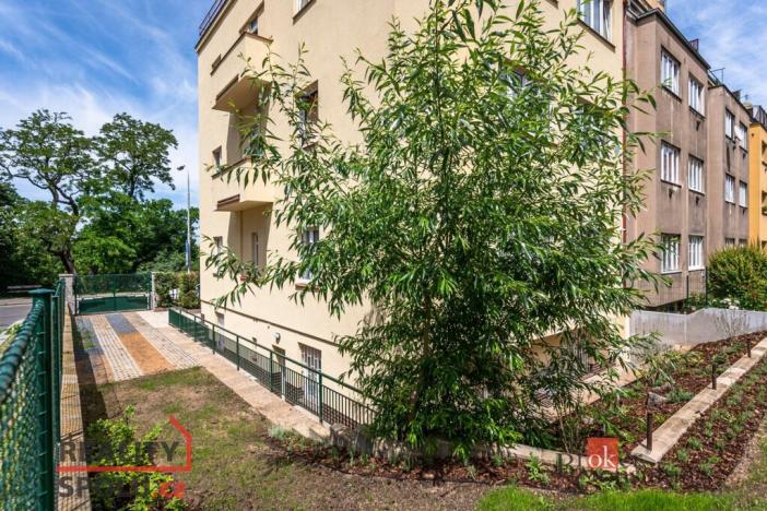 Pronájem bytu 1+1, Praha - Nusle, Družstevní ochoz, 40 m2