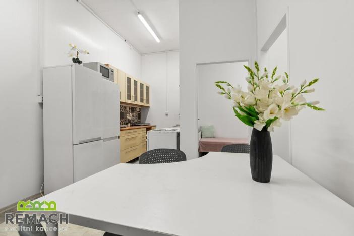 Pronájem ubytování, Uherské Hradiště, náměstí Republiky, 92 m2