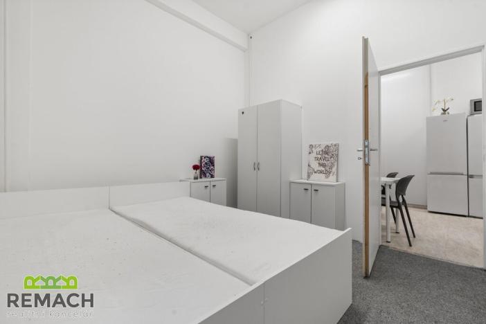 Pronájem ubytování, Uherské Hradiště, náměstí Republiky, 92 m2