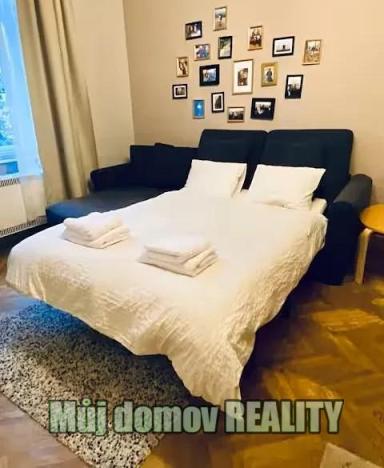 Pronájem bytu 2+kk, Praha - Vinohrady, Lucemburská, 50 m2