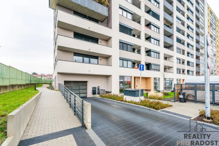 Prodej bytu 4+kk, Praha, Zimova, 84 m2