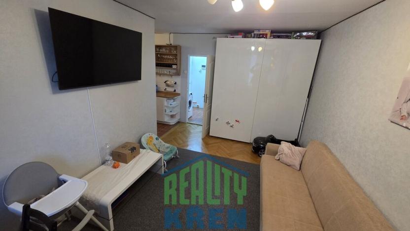 Prodej bytu 2+kk, Praha - Prosek, Prosecká, 41 m2