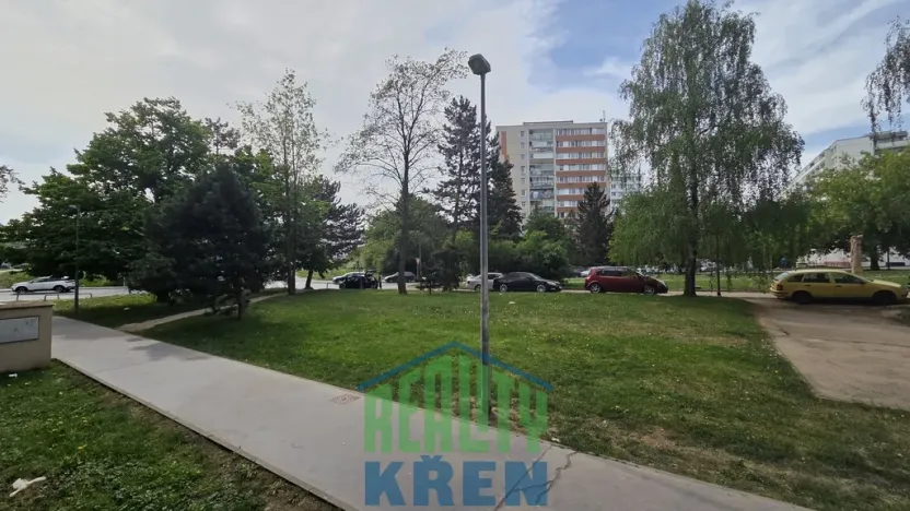 Prodej bytu 2+kk, Praha - Prosek, Prosecká, 41 m2
