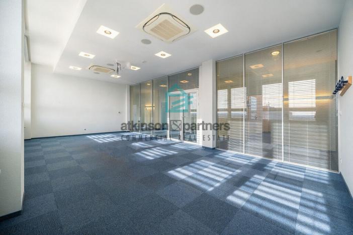 Pronájem kanceláře, České Budějovice - České Budějovice 6, Jeronýmova, 3500 m2