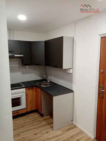 Pronájem bytu 2+kk, Ústí nad Orlicí - Hylváty, Třebovská, 37 m2