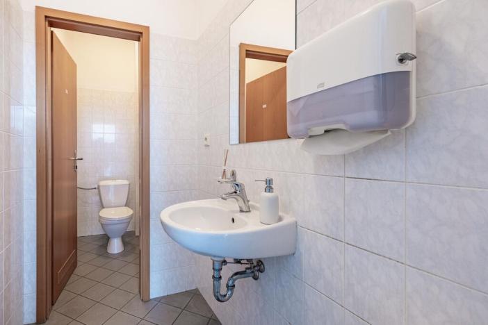 Pronájem skladu, Vestec, Vídeňská, 272 m2