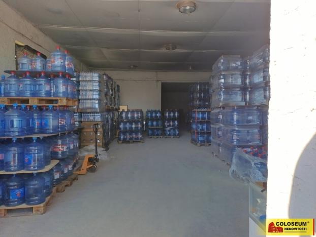 Pronájem kanceláře, Brno - Přízřenice, 291 m2