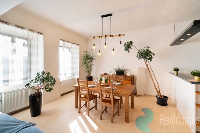 Prodej vícegeneračního domu, Trhové Sviny, Žižkovo náměstí, 340 m2