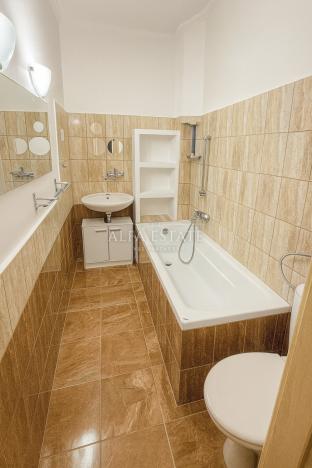 Prodej bytu 3+kk, Karlovy Vary - Drahovice, Vítězná, 75 m2