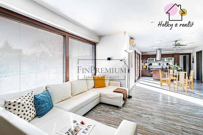 Prodej vily, Jesenice, Průhonická, 316 m2