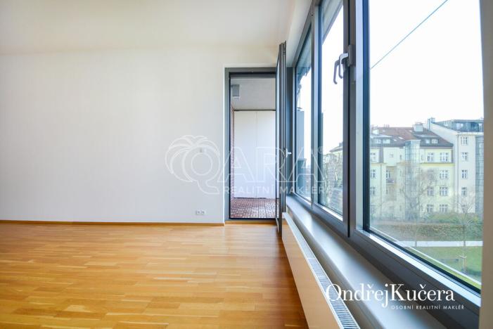 Pronájem bytu 2+kk, Praha - Vinohrady, Korunní, 69 m2