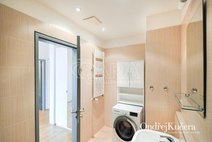 Pronájem bytu 2+kk, Praha - Vinohrady, Korunní, 69 m2