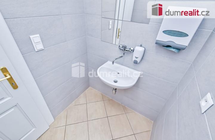 Pronájem kanceláře, Praha - Nové Město, Národní, 113 m2