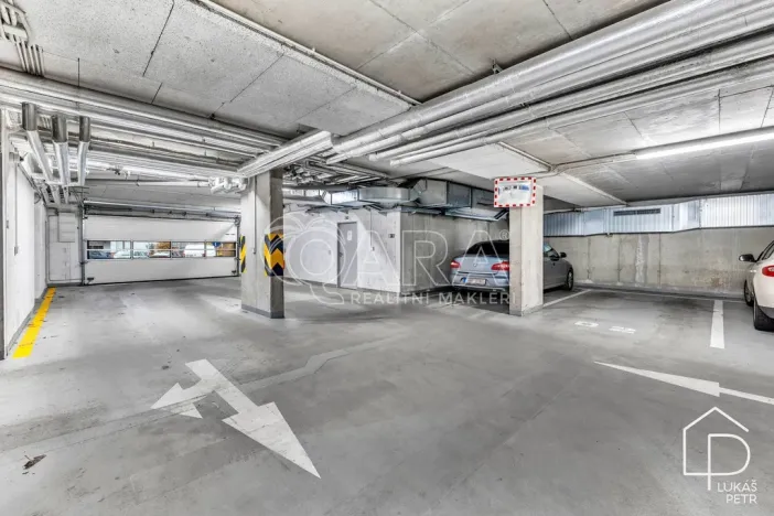 Pronájem restaurace, Praha - Čakovice, Theinova, 187 m2