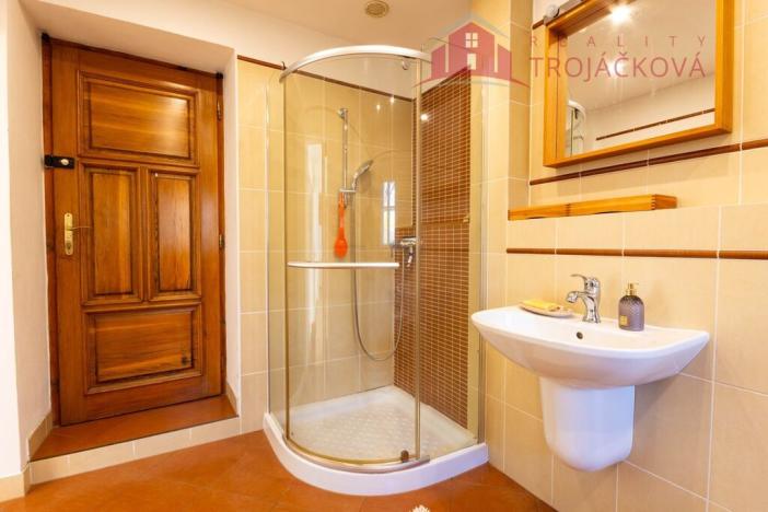 Prodej rodinného domu, Rožnov pod Radhoštěm, 260 m2