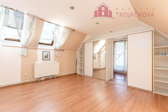 Prodej rodinného domu, Rožnov pod Radhoštěm, 260 m2