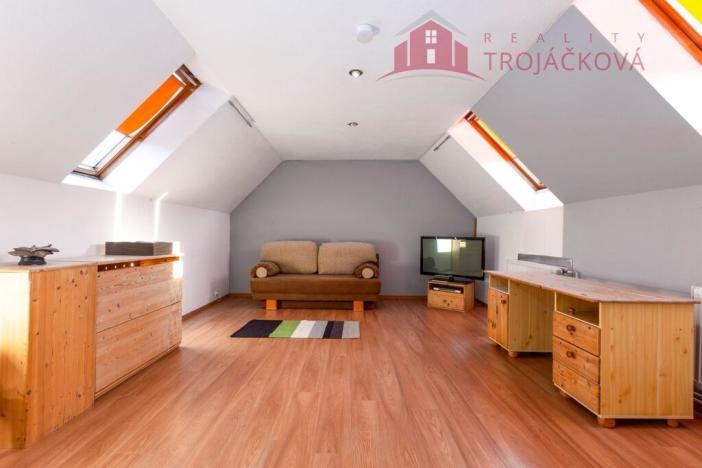 Prodej rodinného domu, Rožnov pod Radhoštěm, 260 m2