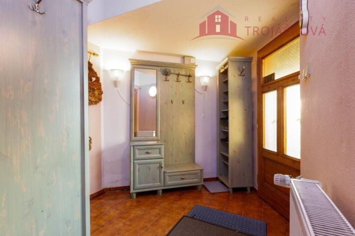 Prodej rodinného domu, Rožnov pod Radhoštěm, 260 m2