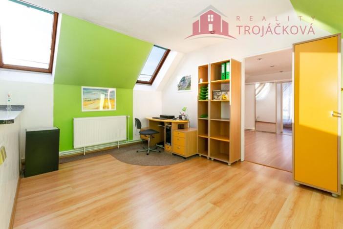 Prodej rodinného domu, Rožnov pod Radhoštěm, 260 m2