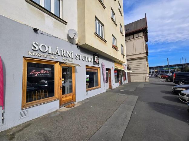 Prodej obchodního prostoru, Praha, 380 m2