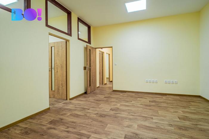 Pronájem kanceláře, Opava, 162 m2