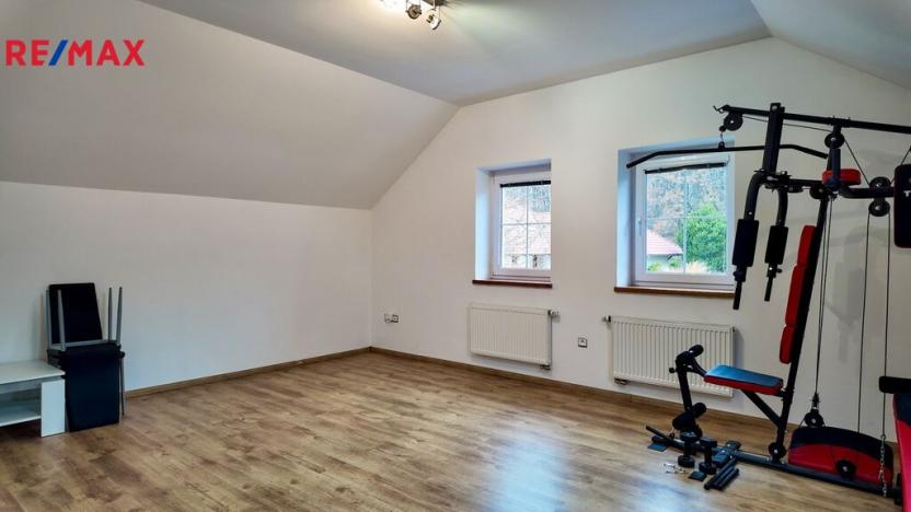 Pronájem rodinného domu, Pětihosty, 350 m2