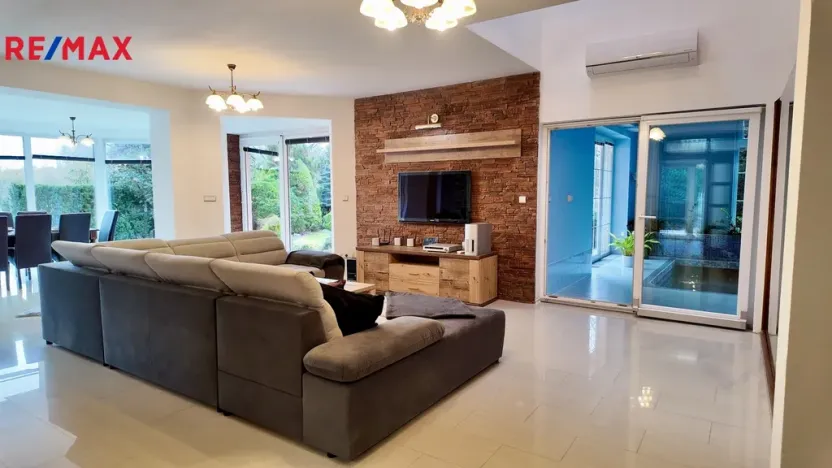 Pronájem rodinného domu, Pětihosty, 350 m2