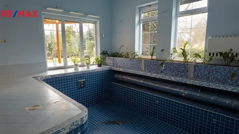 Pronájem rodinného domu, Pětihosty, 350 m2