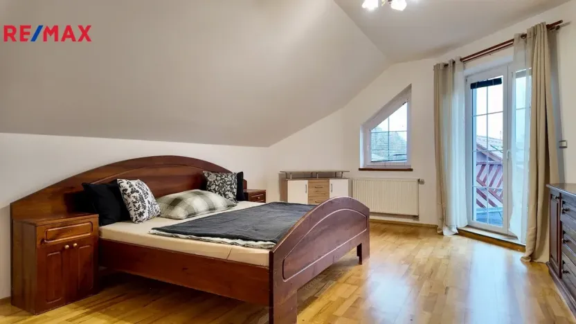 Pronájem rodinného domu, Pětihosty, 350 m2