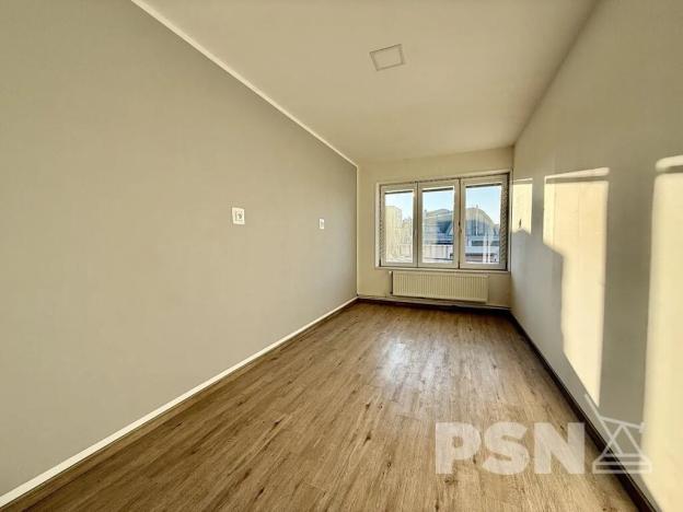 Pronájem kanceláře, Brno, Komárovské nábřeží, 40 m2