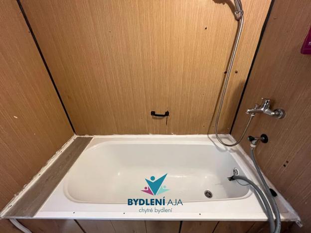 Prodej bytu 2+1, Krupka, Karla Čapka, 62 m2