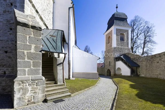 Pronájem kanceláře, Velká Bíteš, 937 m2