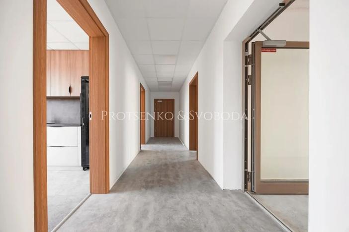 Pronájem kanceláře, Velká Bíteš, 270 m2
