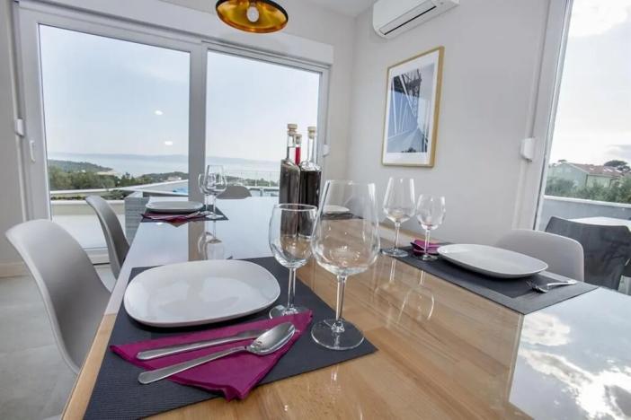 Prodej vily, Makarska, Chorvatsko, 240 m2