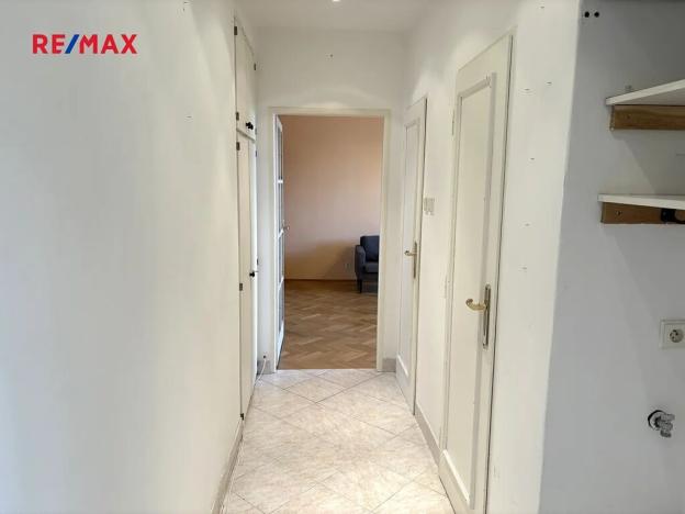 Pronájem bytu 3+1, Praha - Vinohrady, Pod Rapidem, 59 m2