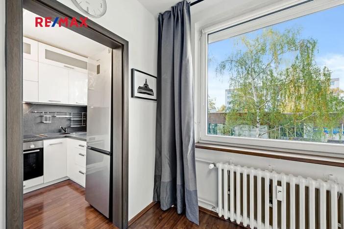 Pronájem bytu 1+kk, Praha - Chodov, Benkova, 30 m2