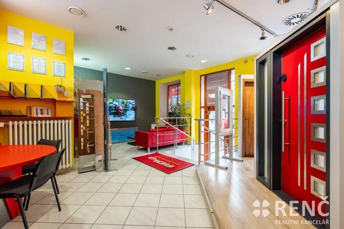 Pronájem obchodního prostoru, Brno, Slovákova, 83 m2
