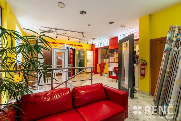 Pronájem obchodního prostoru, Brno, Slovákova, 83 m2