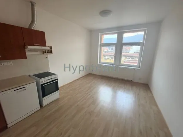 Pronájem bytu 2+kk, Ústí nad Labem - Ústí nad Labem-centrum, Jateční, 51 m2