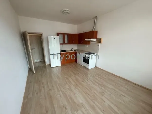 Pronájem bytu 2+kk, Ústí nad Labem - Ústí nad Labem-centrum, Jateční, 51 m2