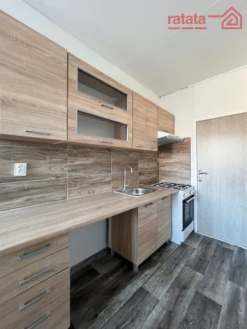 Pronájem bytu 2+1, Chomutov, Březenecká, 63 m2