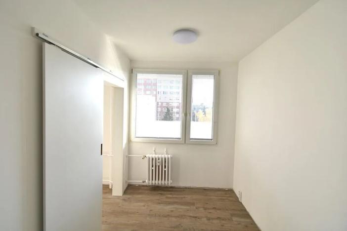 Pronájem bytu 2+kk, Praha - Krč, Bernolákova, 41 m2