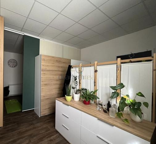 Pronájem bytu 2+1, Jindřichův Hradec, nám. Míru, 97 m2