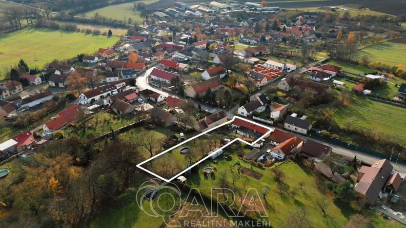 Prodej rodinného domu, Milovice - Benátecká Vrutice, 300 m2