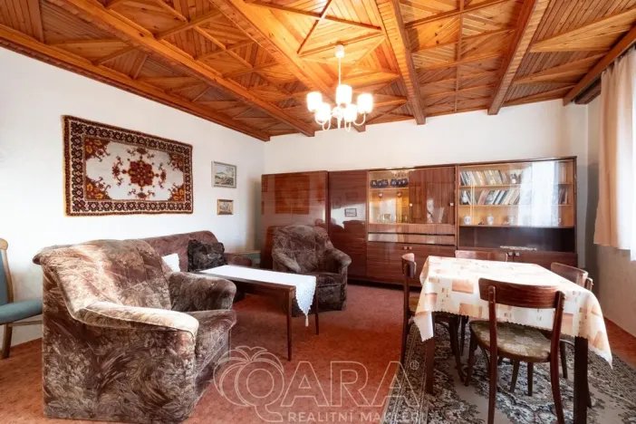 Prodej rodinného domu, Milovice - Benátecká Vrutice, 300 m2