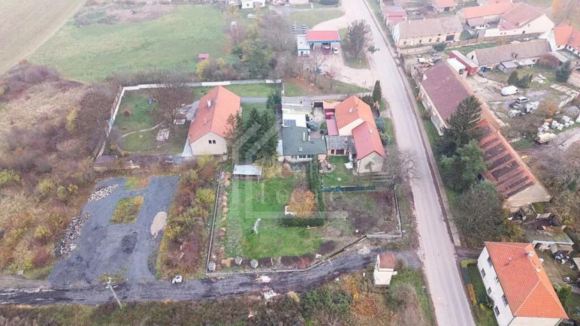 Prodej pozemku, Třebíz, 161602 m2