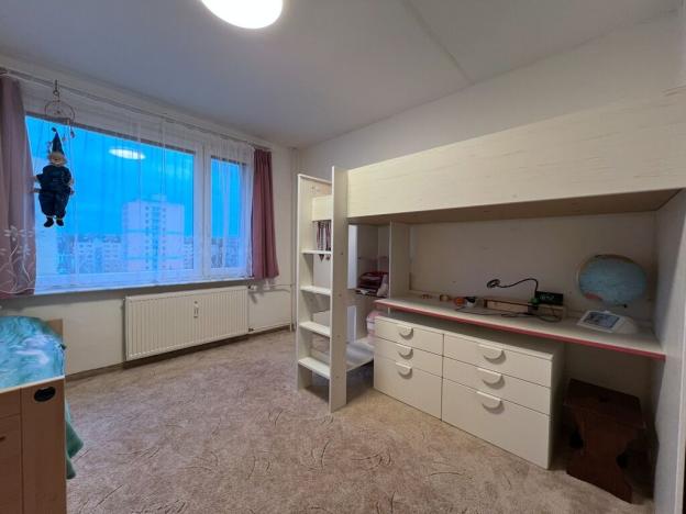 Prodej bytu 3+1, Pardubice, Bartoňova, 64 m2