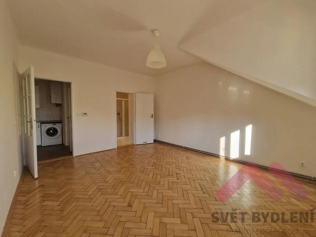 Pronájem bytu 2+1, Praha - Nusle, Spolupráce, 43 m2